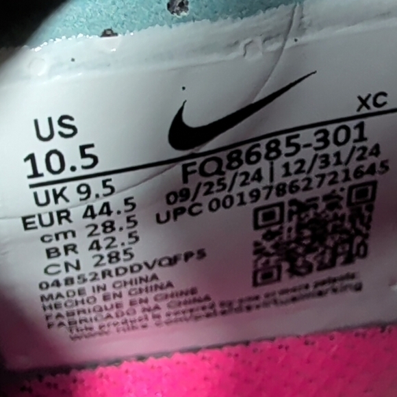 Nike Zoom Mercurial Vapor 16 Pro FG Soccer Cleats \'Prism Pack\' SV size 10.5 main image 6